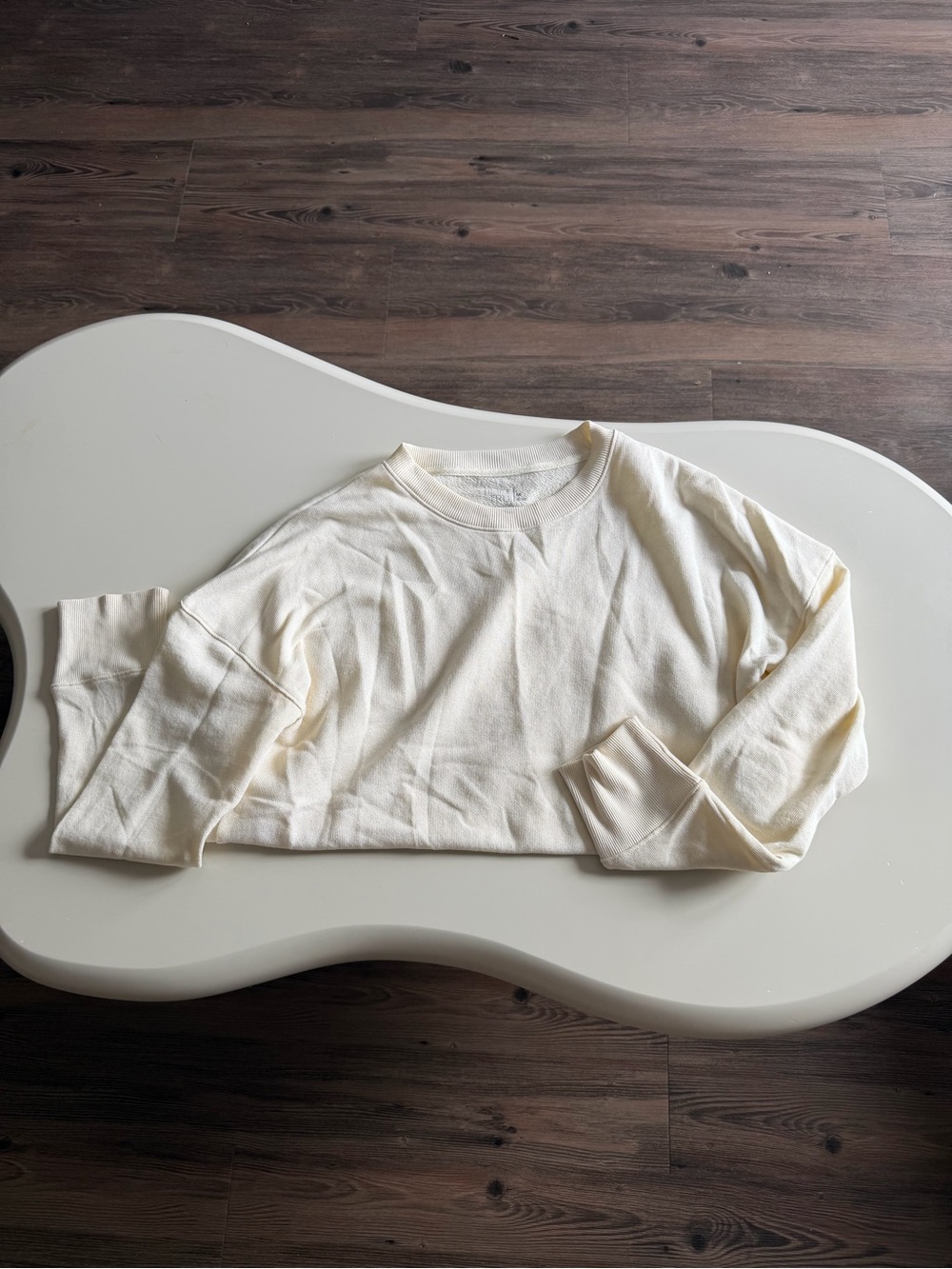 Time and Tru Cream Crewneck Pullover Sweater